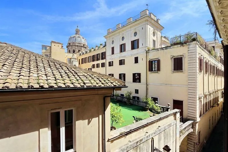 Il Glicine Campo De Fiori 0*, Rome