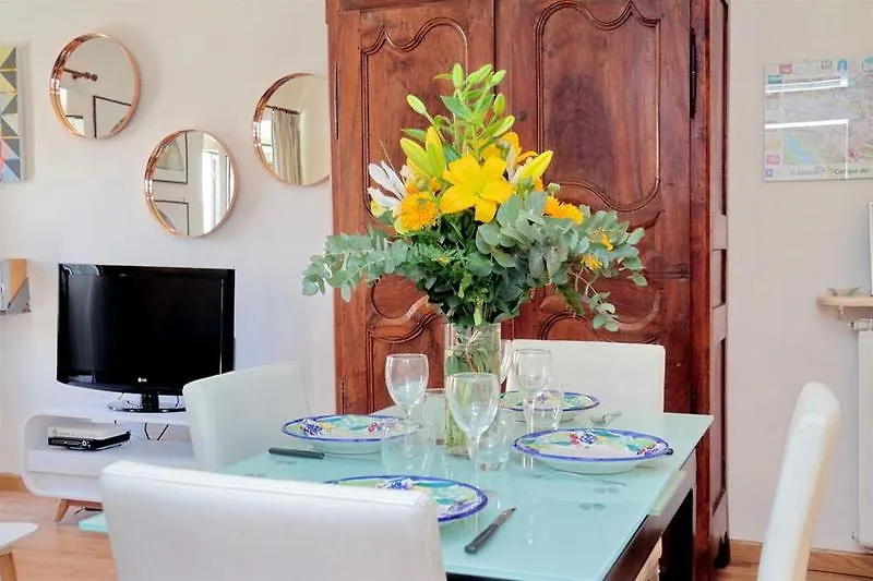 Apartment Il Glicine Campo De Fiori Italy